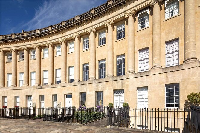 Jane Austen Self-Guided Audio Walking Tour in Bath - Queen Square and Georgian Garden: planning, housing, and shortcuts