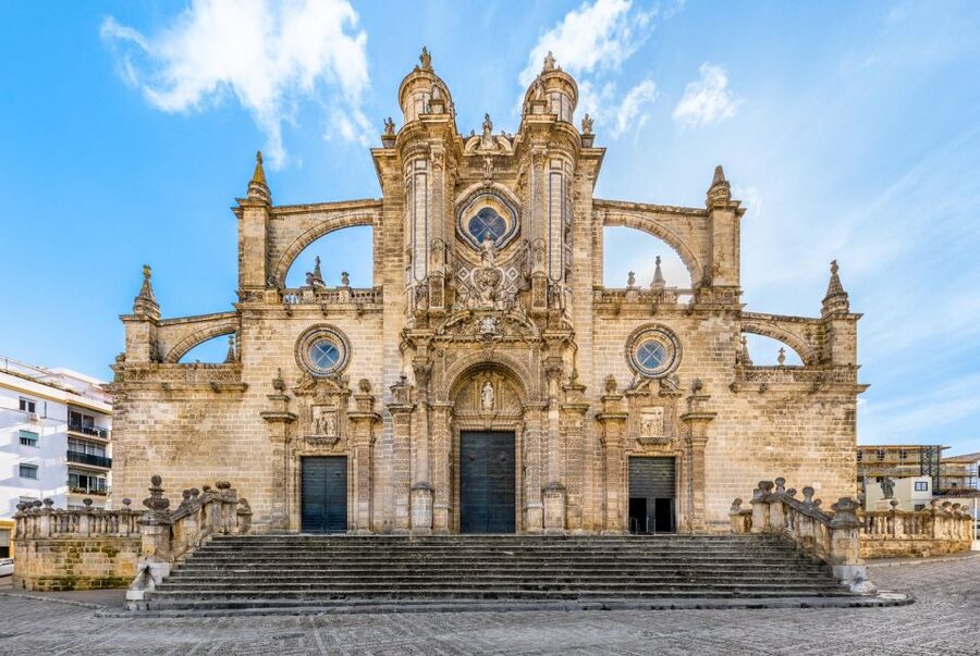 Jerez de la Frontera: Cathedral of Jerez Ticket & Audioguide - Clues in the facade and materials: what Sierra de San Cristóbal stone means