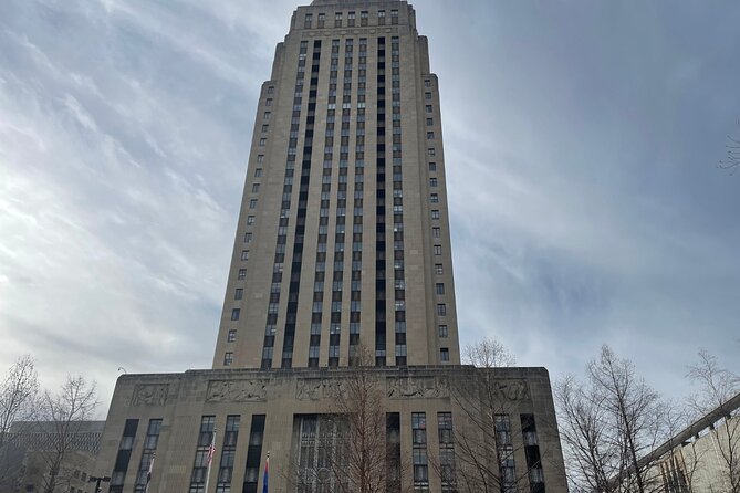 Kansas City Self-Guided Walking Audio Tour - Hotel Phillips (Former Glennon) and Harry Truman’s Haberdashery Connection
