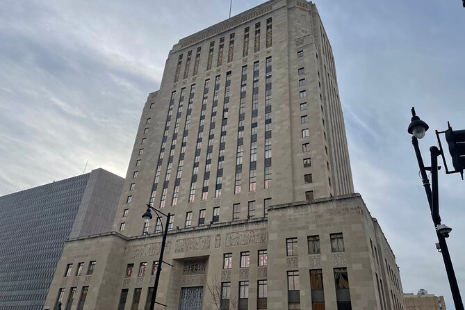 Kansas City Self-Guided Walking Audio Tour - Jackson County Courthouse: Shared Architecture Logic