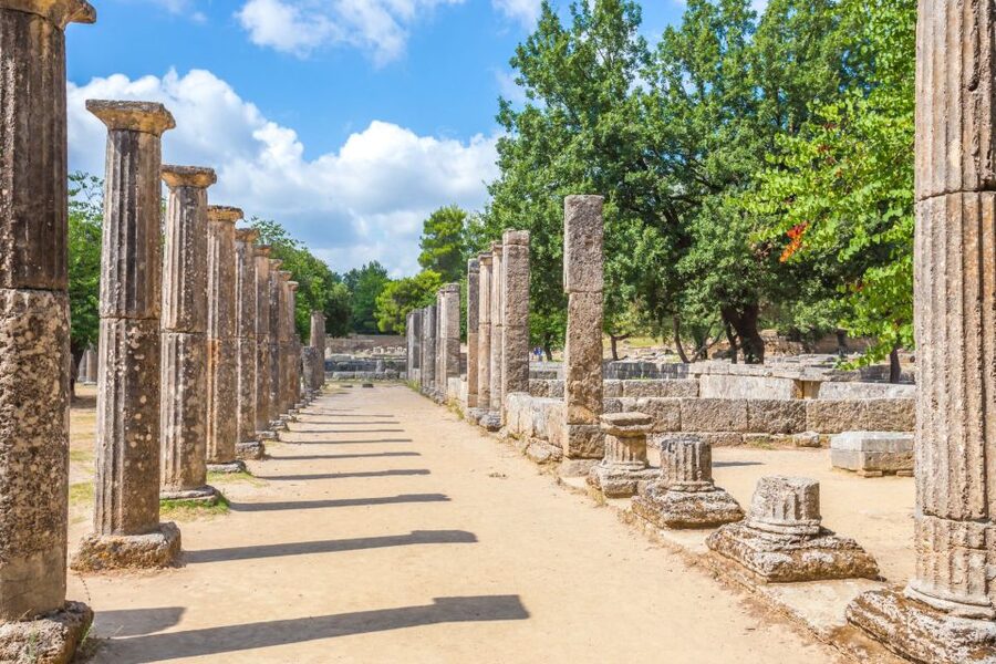 Katakolo Port: Transfer to Ancient Olympia and VR Audio Tour - Katakolo-to-Olympia By Air-Conditioned Bus That Respects Cruise Schedules