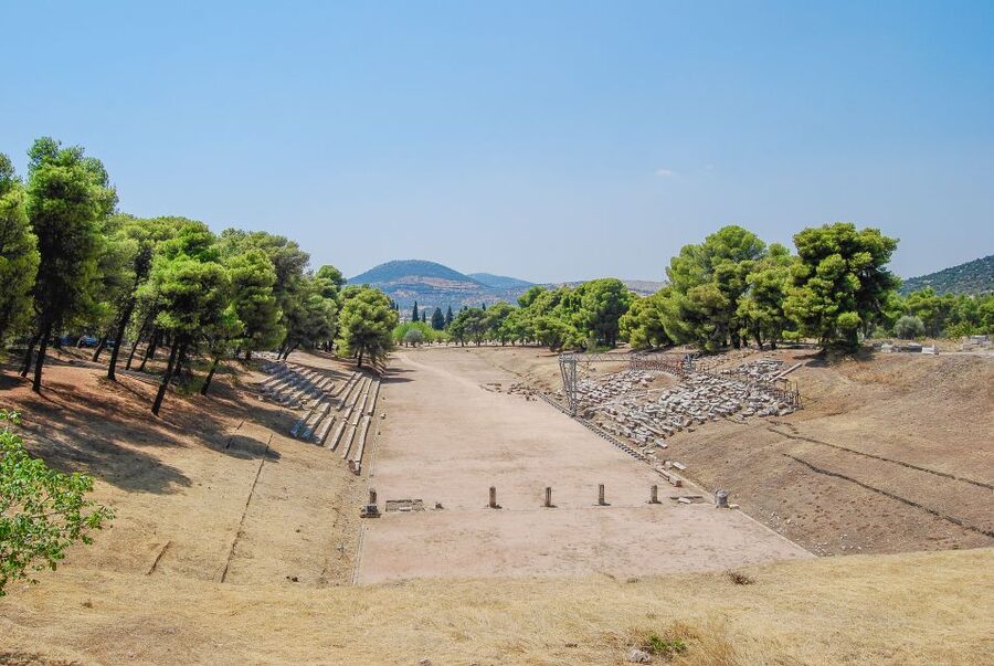Katakolo Port: Transfer to Ancient Olympia and VR Audio Tour - Getting Set Up With the VR Audioguide on Your Phone (Not Separate Glasses)