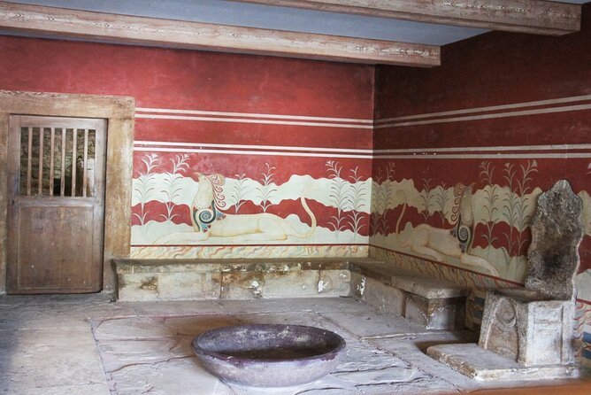 Knossos Palace Self-Guided Treasure Hunt & Tour - What to do if the app setup feels confusing