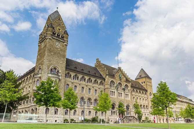 Koblenz: City Walk with Audio Guide in 7 Languages on your Phone - The Four Towers: medieval watchtowers and photo-worthy perspectives