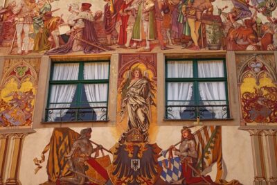 Konstanz Scavenger Hunt and Sights Self-Guided Tour - The route: Haus Zum Hohen Hafen and Münsterplatz square