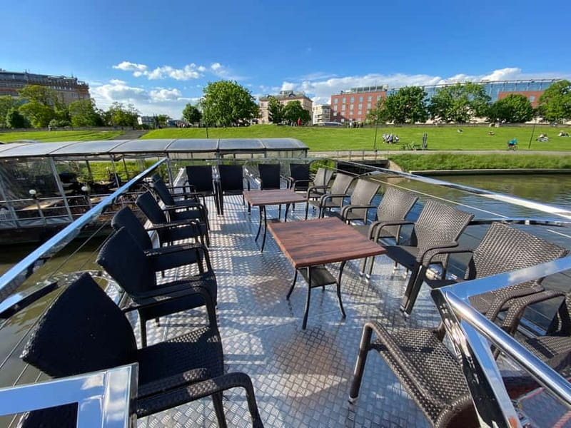 Krakow: Day or Night Vistula River Cruise with Audio Guide - Who should book this Vistula cruise (and who should skip it)