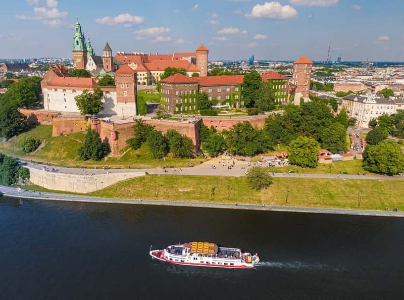 Krakow: Vistula River Sightseeing Cruise with Audio Guide - Norbertine Sisters Convent: A Calm Slice of Monastic Krakow