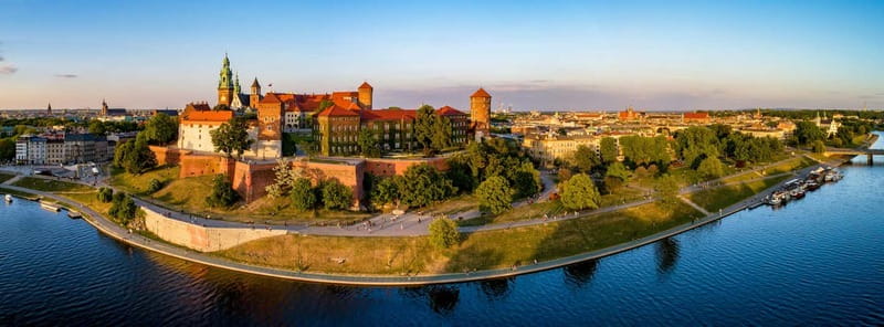 Krakow: Wawel Hill Audioguide Tour - Key things that make this audioguide worth your time
