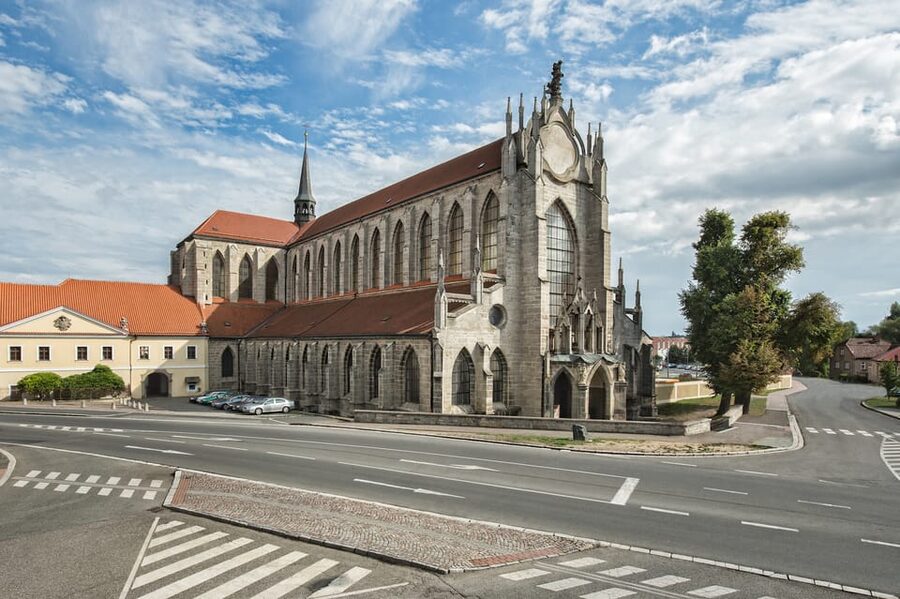 Kutná Hora: Sedlec Ossuary Skip-the-Line Ticket & Audioguide - FAQ