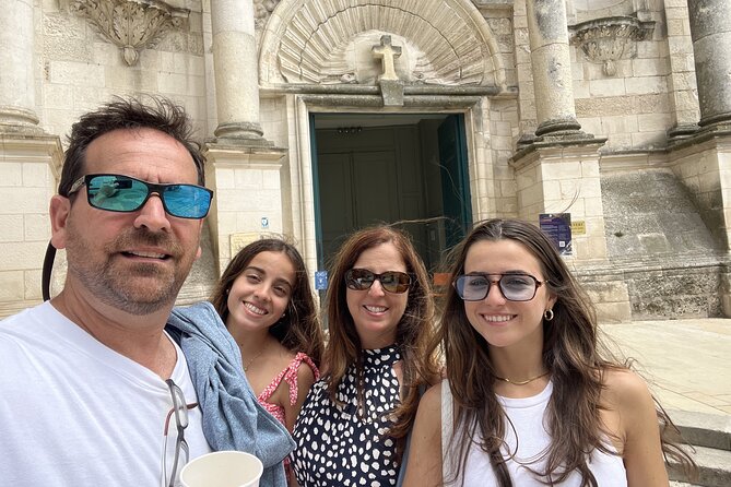 La Rochelle Port Quest: Self-Guided Walking Adventure - Chapel of Our Lady of Hope: Neo-Classical Calm and a Painted Cupola