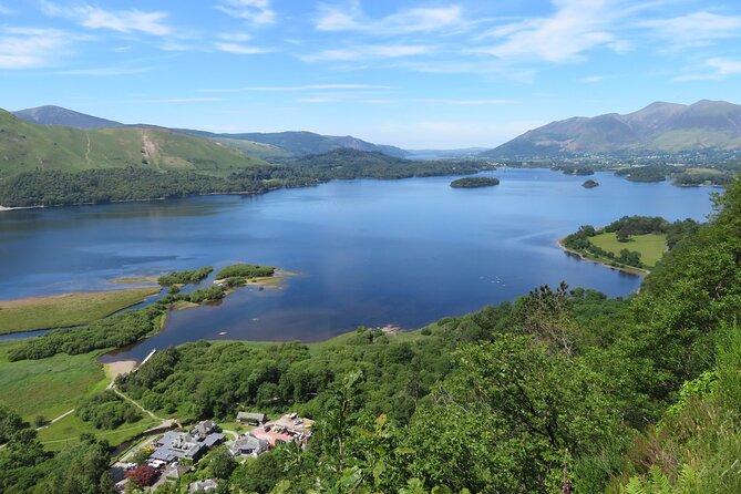 Lake District Landscapes: A Self-Guided Audio Drive from Keswick - Through the Jaws of Borrowdale: villages and big-screen scenery