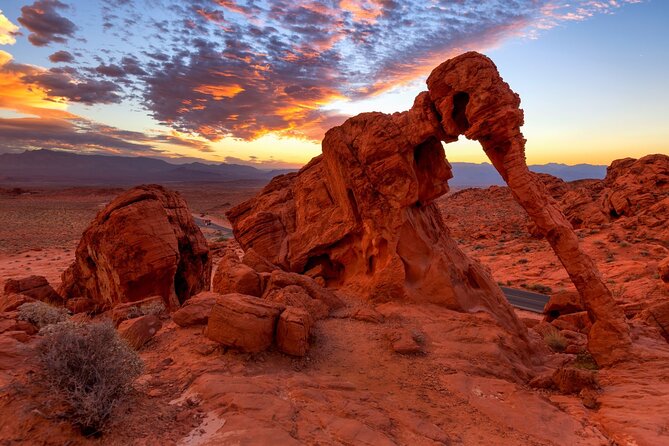 Lake Mead & Valley of Fire State Park Self-Guided Audio Tour - Stop-by-Stop: Lake Mead Stories and Easy Walks