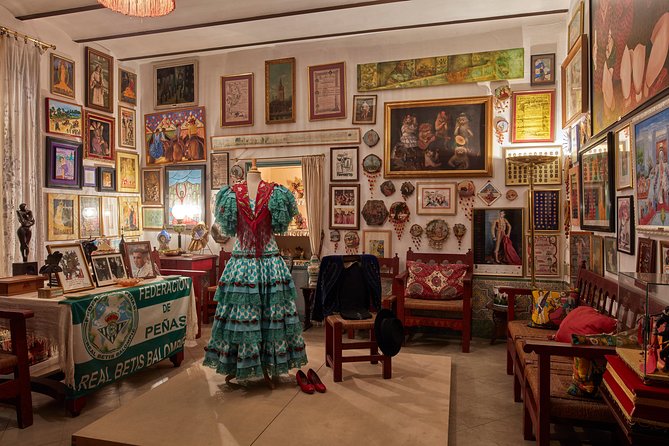 "Las Dueñas" Palace ticket + Audioguide - Why Palacio de Las Dueñas Feels Different From the Big Names