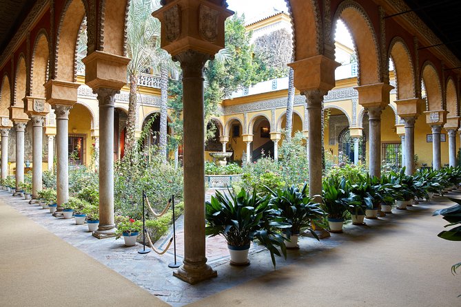 "Las Dueñas" Palace ticket + Audioguide - Getting There at C. Dueñas, 5 (No Headaches)