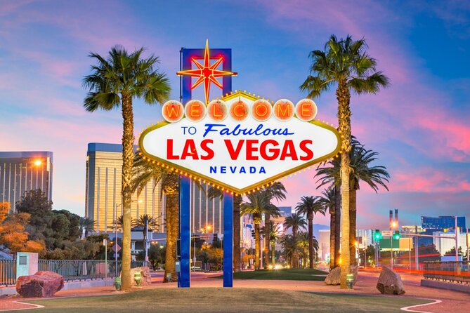 Las Vegas Strip Past & Present Glory: Self-Guided Adventure - New York-New York and the half-scale Statue of Liberty replica