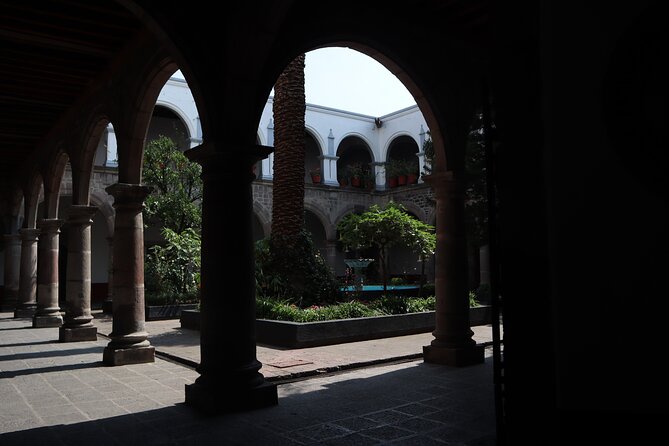 Last Minute Frida Kahlo Museum Ticket & Written Guide of Coyoacan - Stop 2: Coyoacán on foot—streets, plazas, markets, and Frida’s context