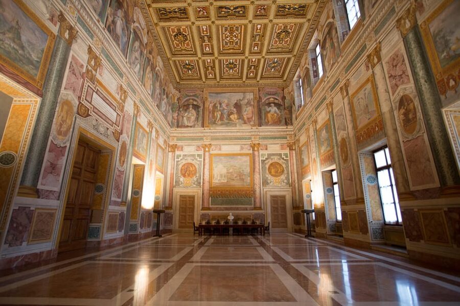 Lateran Palace Entry Ticket with Audio Guide - Your smartphone ticket and the Vatican&Rome App setup