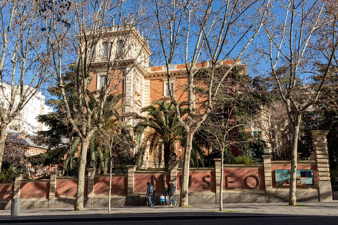 Lázaro Galdiano Museum E-Ticket with Audio Guide - Timing in Madrid: opening hours and how to plan your 90 minutes