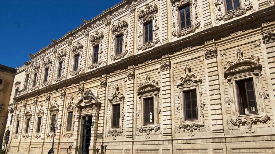Lecce Audioguide - TravelMate app for your smartphone - Who should book this Lecce TravelMate audioguide?