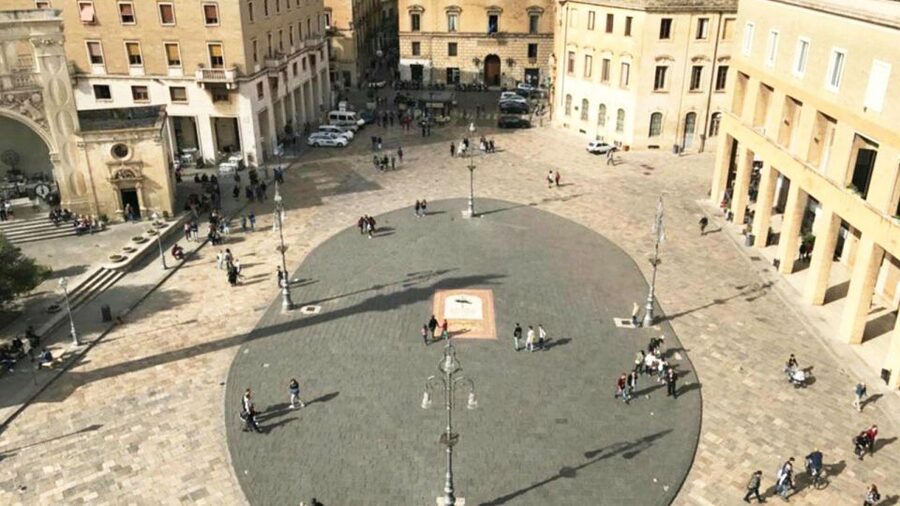 Lecce Audioguide - TravelMate app for your smartphone - What makes the audio format work: offline, text, and repeat listening