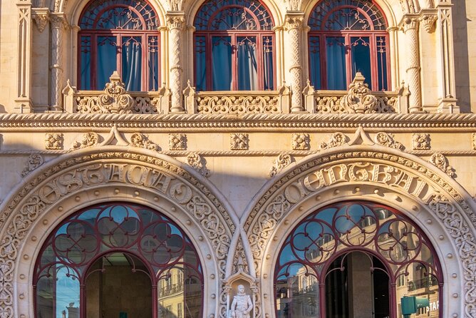 Lisbon (Chiado-Baixa) Scavenger Hunt and Sights Self-Guided Tour - Who this Lisbon scavenger hunt is best for