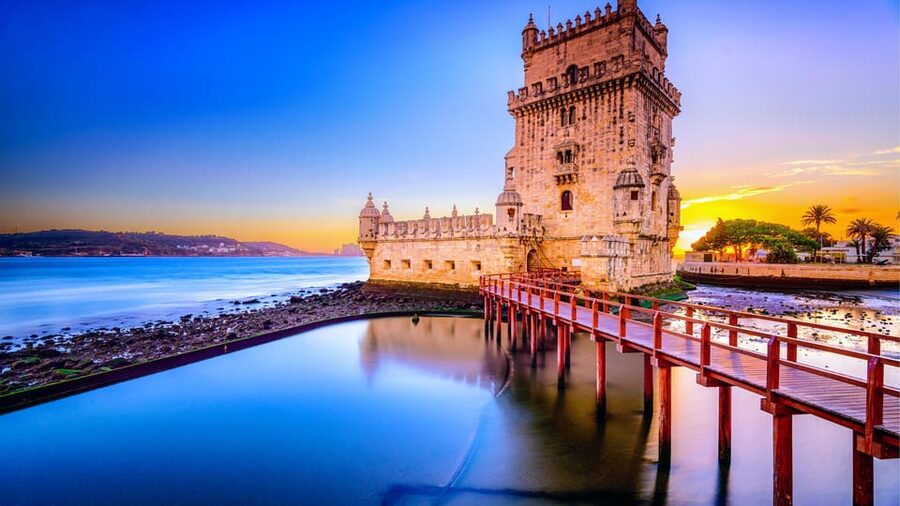 Lisbon: City Audio Guide with 24-Hour Transportation Pass - How the audio guide works in practice (and where problems can happen)