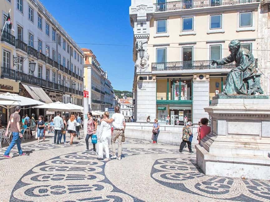 Lisbon: City Audio Guide with 24-Hour Transportation Pass - National Pantheon and Praça do Comércio: big Lisbon moments close to transit