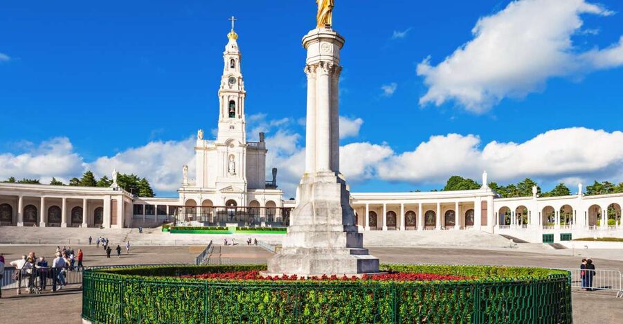Lisbon: Fátima & The Shepherd Children Home Self-Guided Tour - Lisbon Morning Logistics: Where You Meet and How the Day Flows