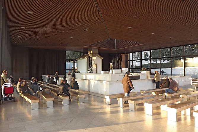 Lisbon: Fátima & The Shepherds Children Home Self-Guided Tour - Stop 2: Church of Our Lady of Fatima in Lisbon-style form