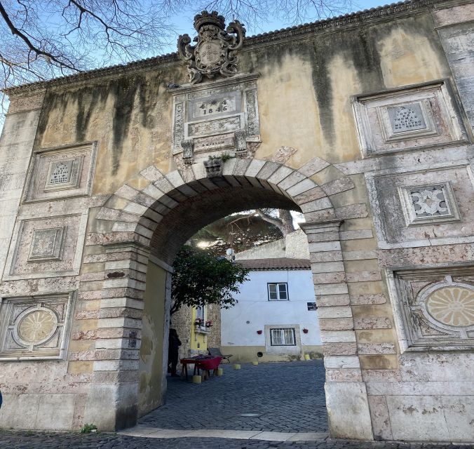 Lisbon: São Jorge Castle E-Ticket and Audio Guide - Who this works best for
