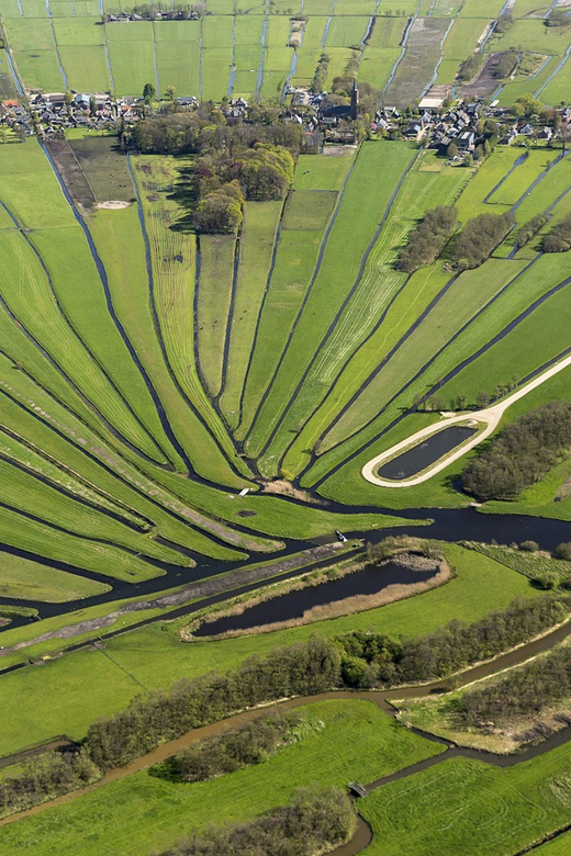 Lisse: Drive-it-Yourself Dutch Countryside GPS Audio Tour - GPS navigation and audio guide: the route that talks back to you