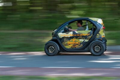 Lisse: Drive-it-Yourself History and Castle Audio Tour - The 41 km Flower Bulb Route: How GPS Keeps You Moving