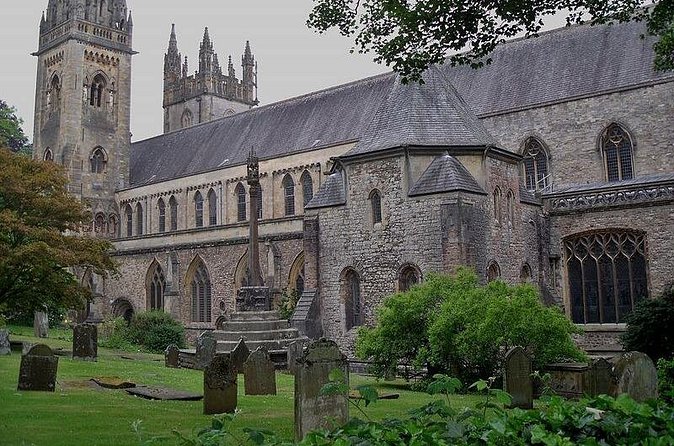Llandaff's Ghosts: A Self-Guided Audio Tour - Llandaff Meadow: a guided ghost story while you actually walk