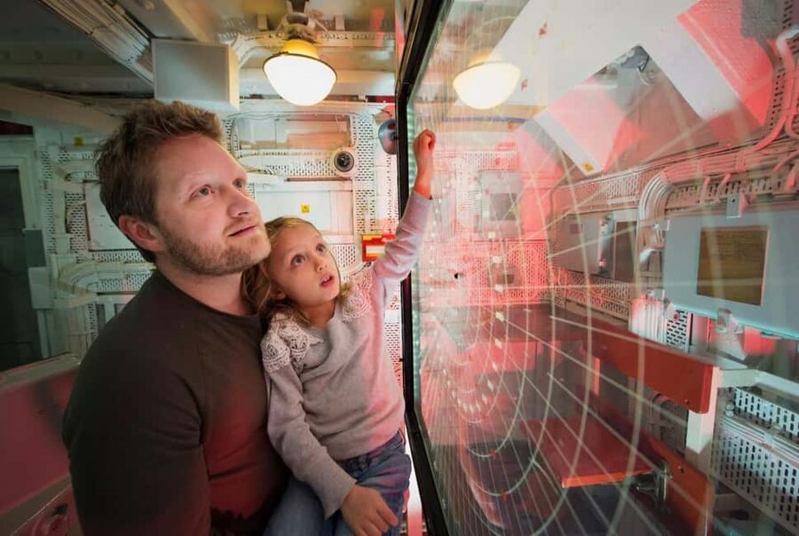 London: HMS Belfast Ticket & Southbank Highlights Audio Tour - South Bank After the Ship: How the 14-Stop Audio Route Works