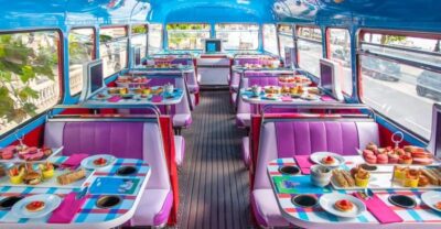 London: Peppa Pig Bus Tour with Entertainment - The Peppa Pig guided animations and singalongs in real time