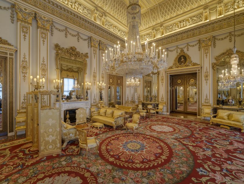 London: Royal Walking Tour and Buckingham Palace Audio Tour - Meeting at William III: how to start smoothly