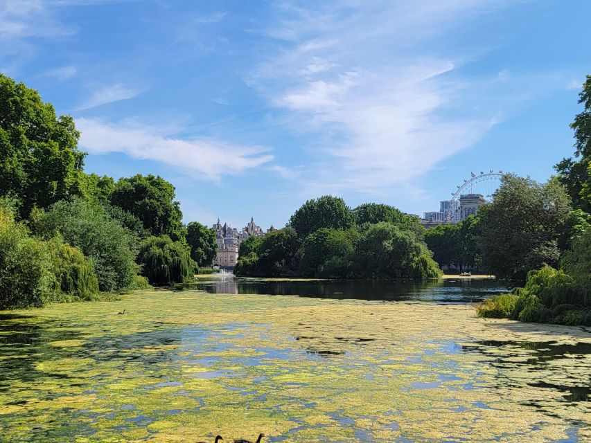 London: Royal Walking Tour and Buckingham Palace Audio Tour - How the stops fit together: from royal walk to self-paced rooms