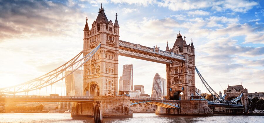 London: Self-Guided History City Tour with an App - Key highlights worth planning around