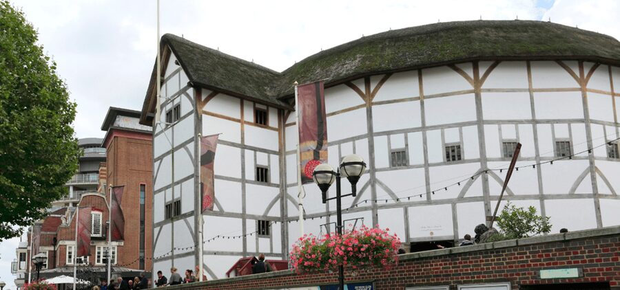 London: Self-Guided History City Tour with an App - All Hallows by the Tower and the Tower of London area: the cost of power