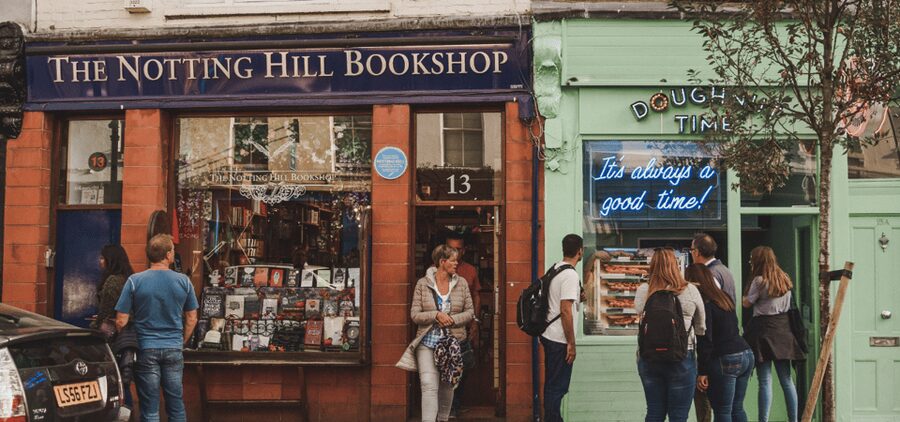 London: Self-Guided Notting Hill Walking Tour with an APP - Pembridge Crescent and Simon Close: pretty streets that feel lived-in