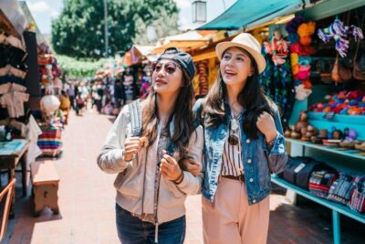 Los Angeles: Hop-On Hop-Off Bus Tour with Audio Guide - Picking the Red, Yellow, Purple, and Blue routes (and what each one is for)