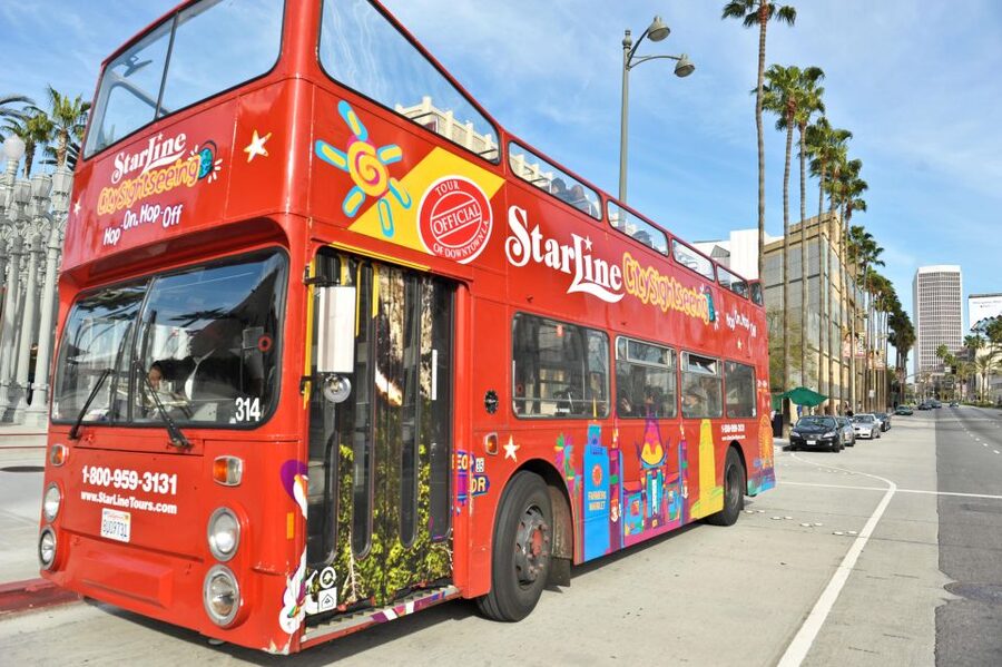 Los Angeles: Hop-On Hop-Off Bus Tour with Audio Guide - Audio guide and earbuds: helpful wayfinding, with a few tech quirks