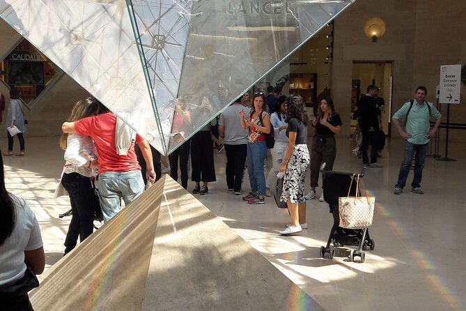 Louvre Museum Timed Entry Ticket with Audio Guide in 4 languages - The Louvre Map Approach: you can’t see it all, so route smart