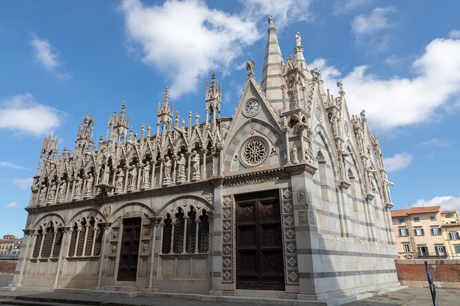 Love in Pisa: Self-Guided Romantic Puzzle Adventure - What I think about the “outside only” approach