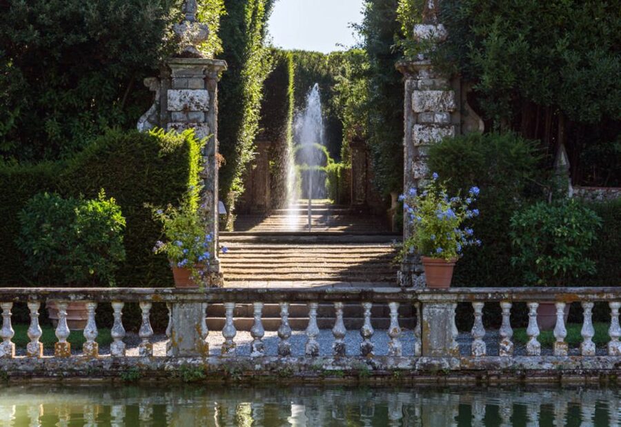 Lucca: Self-Guided Bike Tour to Villa Reale - Picking Up Your Bike Near Lucca’s Train Station