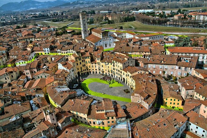 Lucca: Self-Guided Tour by Bike with MAP - Parking Smart: Use the Included Lock for Real Breaks
