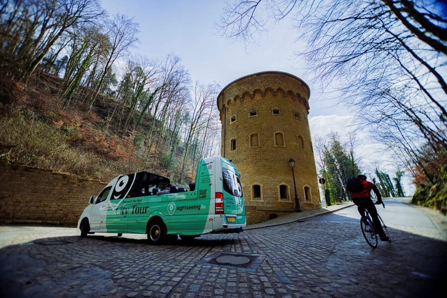 Luxembourg: City Bus Tour with Audio Guide and Headphones - Kirchberg in a Flash: Skyscrapers, Pfaffenthal, and the City’s Split Personality