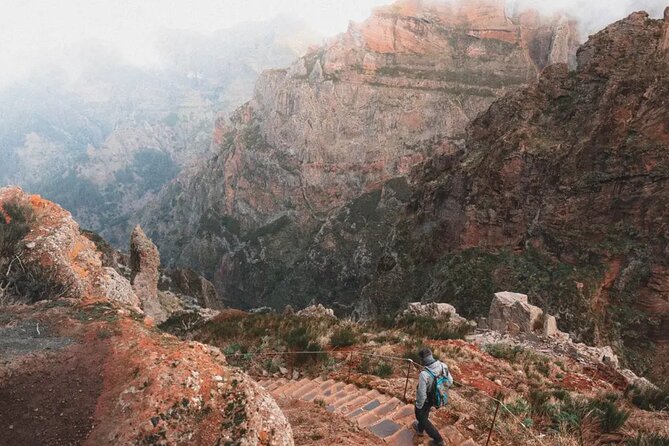 Madeira: Sunrise at Pico do Arieiro & Hike Larano trail - Stop 1: Pico do Arieiro sunrise and the optional Stairs of Heaven