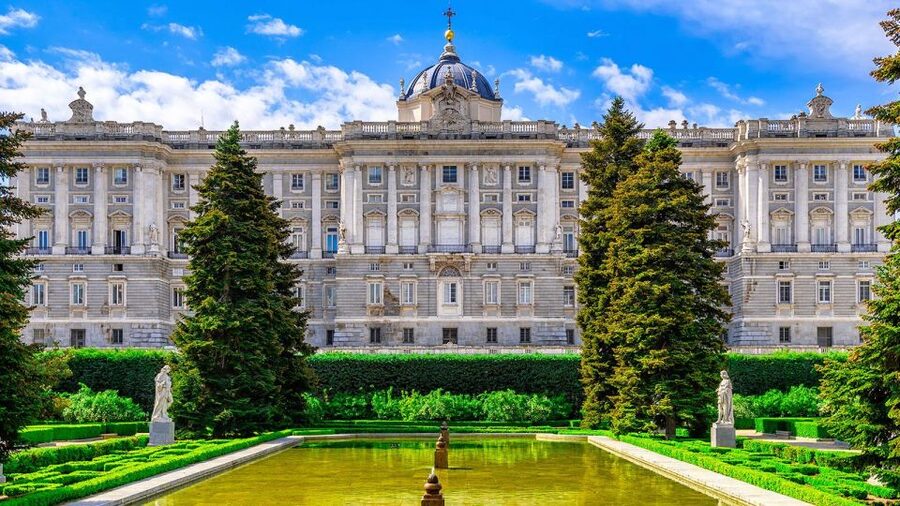 Madrid Audioguide - TravelMate app for your smartphone - Local cuisine as a theme: knowing what to look for as you walk
