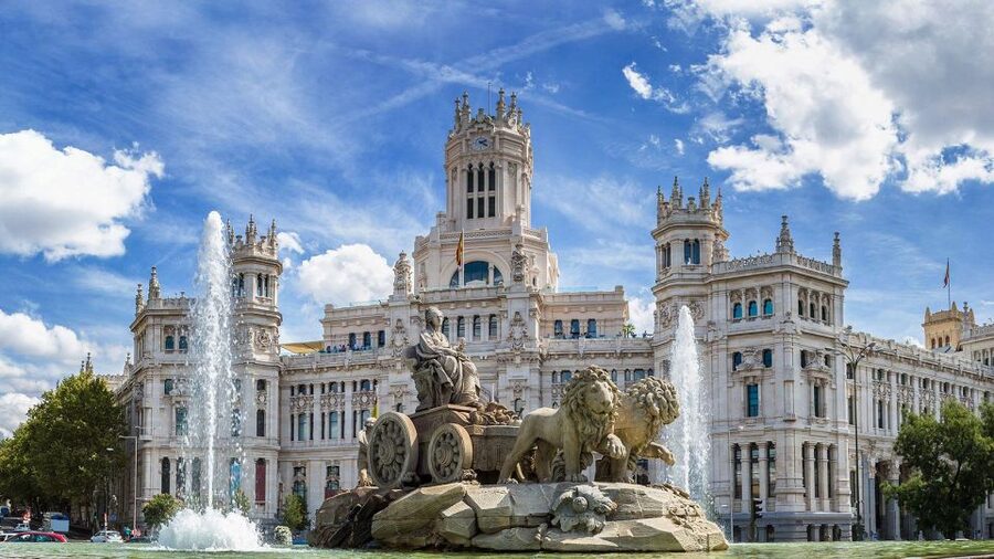 Madrid Audioguide - TravelMate app for your smartphone - Your “no ticket line” superpower: autonomy on your phone